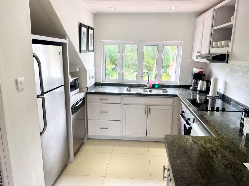 Glitter Bay 302 - Bikini Bottom , Beachfront villas Barbados , Glitter Bay , Porters , St James , West Coast Barbados 