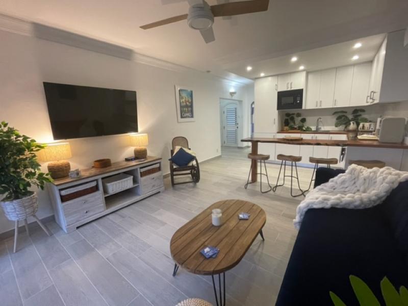 Glitter Bay 102 - 49 Steps , Beachfront villas Barbados , Glitter Bay , Porters , St James , West Coast Barbados 