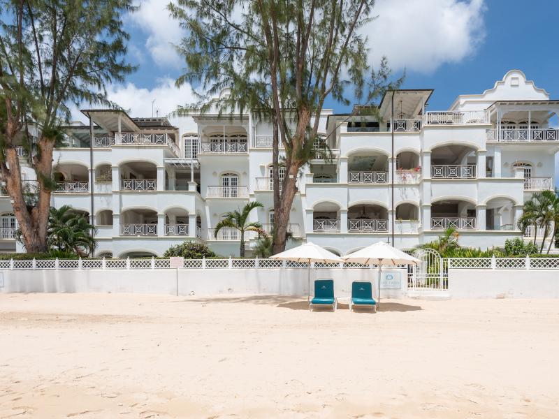 One Old Trees , Beachfront villas Barbados , Old Trees , Paynes Bay , St James , West Coast Barbados 