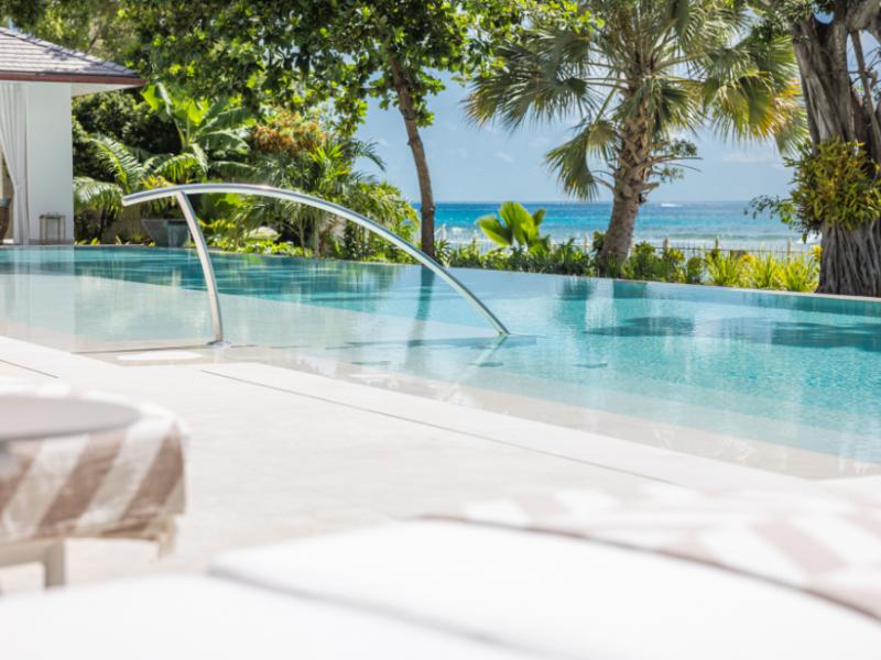 One Beachlands - Beachfront , 