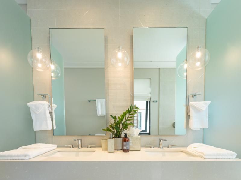 One Beachlands - Beachfront , 