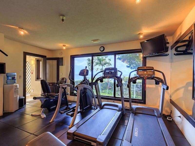 Sandy Cove 201 - Beachfront Paradise , Beachfront villas Barbados , Sandy Cove , St James , West Coast Barbados 