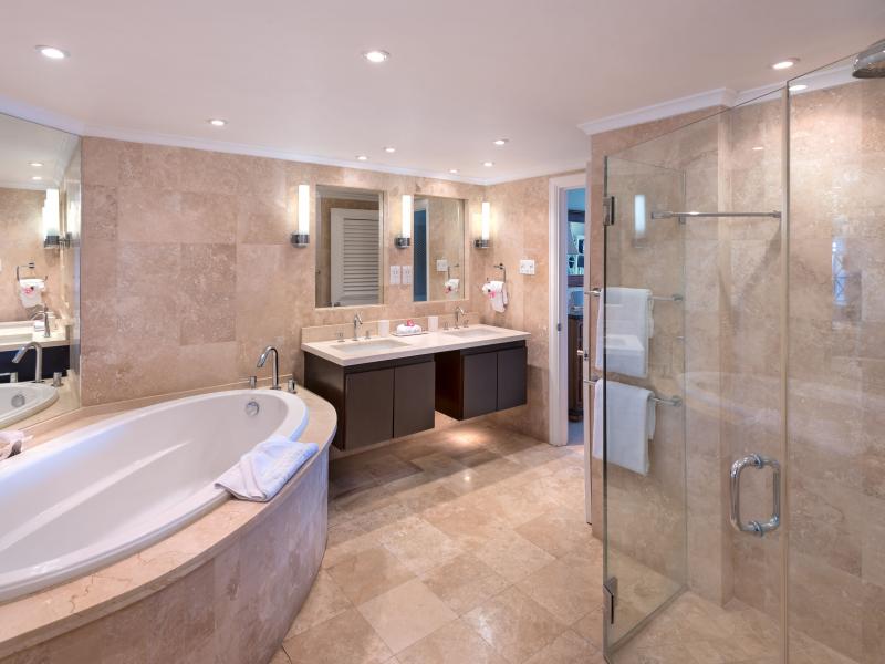 Reeds House 13 - Beachfront Penthouse , Beachfront villas Barbados , Lower Carlton , Reeds Bay , Reeds House , St James , West Coast Barbados 