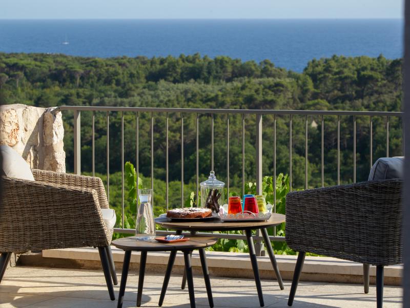 Villa Ella , Islands , Sipan Island 