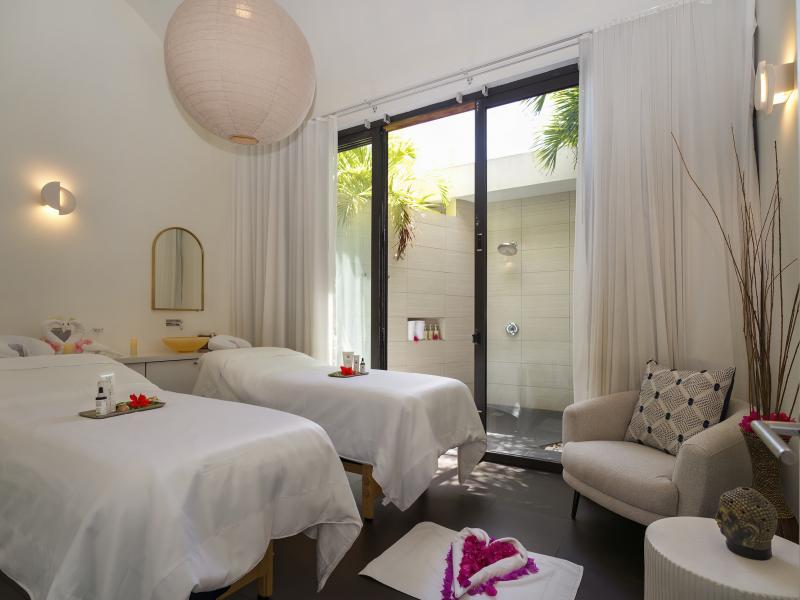 Wymara Resort Villas , Grace Bay , Providenciales 