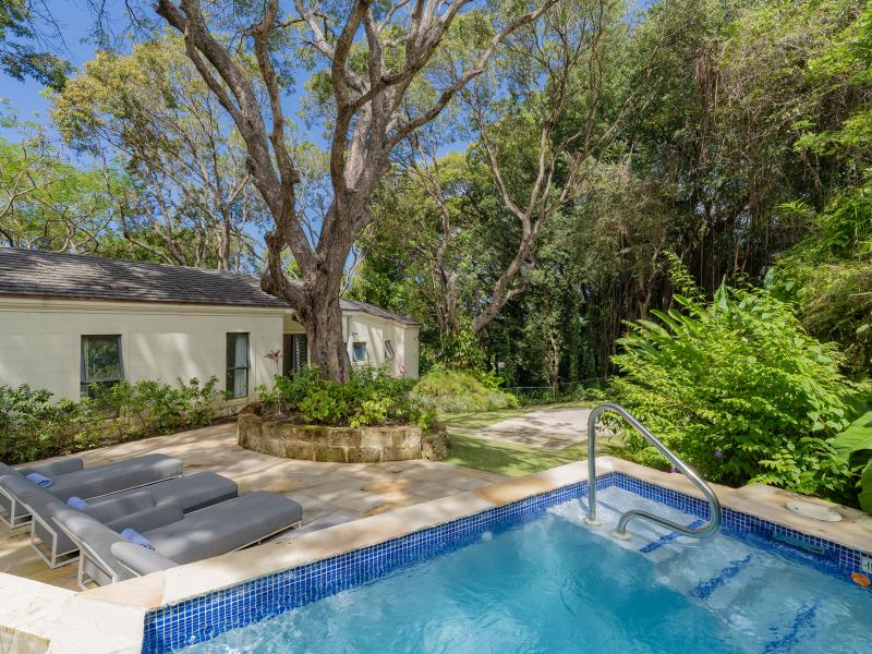 Parnassus Cottage , Holetown , Sandy Lane Estate , West Coast Barbados 