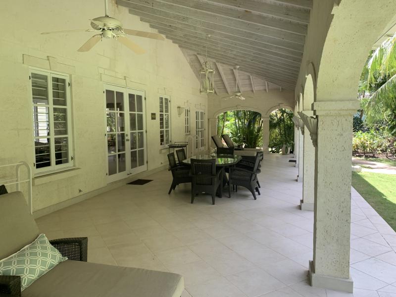 Coral Reef Club - Tamarind Villa , Beachfront villas Barbados , Porters , St James , West Coast Barbados 