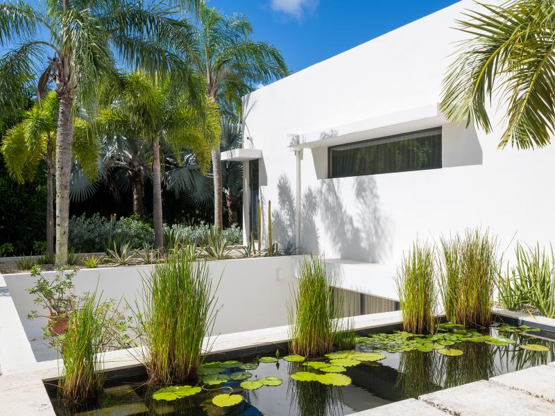 Tara House , Speightstown , St Peter , West Coast Barbados 