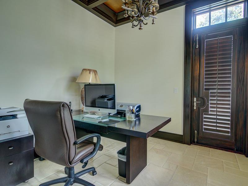 Villa Isabela - Old Fort Bay , Nassau 