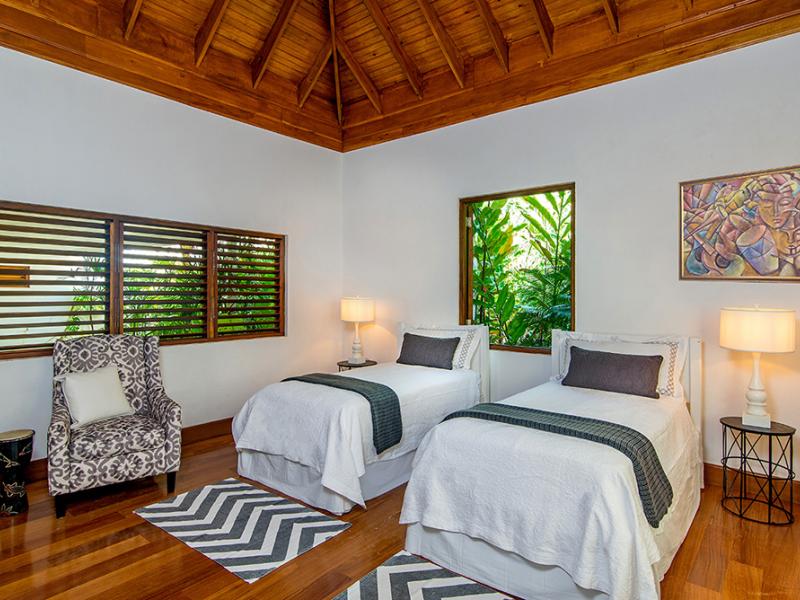 Allamanda , Montego Bay 