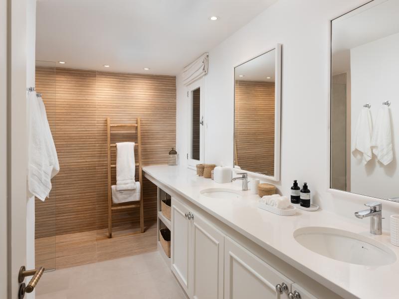 Coral Cove 7 - Sunset , Beachfront villas Barbados , Coral Cove , Paynes Bay , St James , West Coast Barbados 