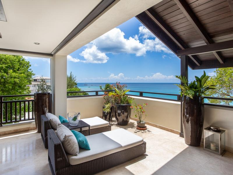 Coral Cove 14 - Crows Nest beachfront , Beachfront villas Barbados , Coral Cove , Paynes Bay , St James , West Coast Barbados 