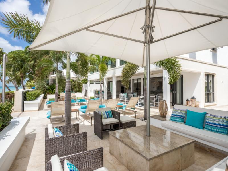 Dolphin Beach House - beachfront , Beachfront villas Barbados , Fitts Village , St James , West Coast Barbados 