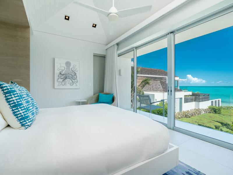 Villa Hyperion , Long Bay 