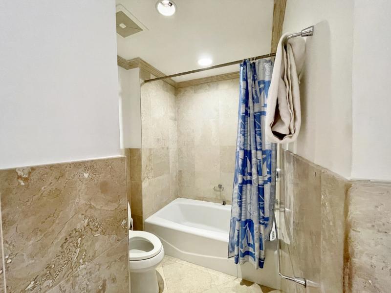 Villas on the Beach 403 , Beachfront villas Barbados , Holetown , St James , Villas on the Beach, Barbados , West Coast Barbados 