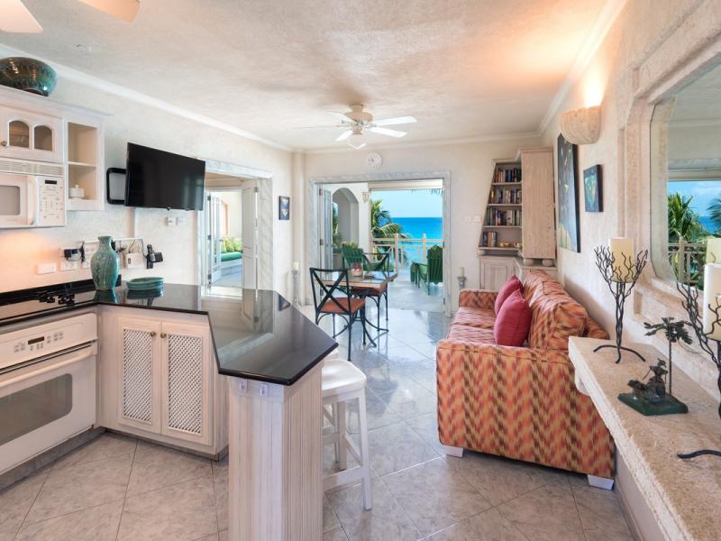 Reeds House 1 Beachfront Penthouse , Beachfront villas Barbados , Reeds Bay , Reeds House , St James , West Coast Barbados 