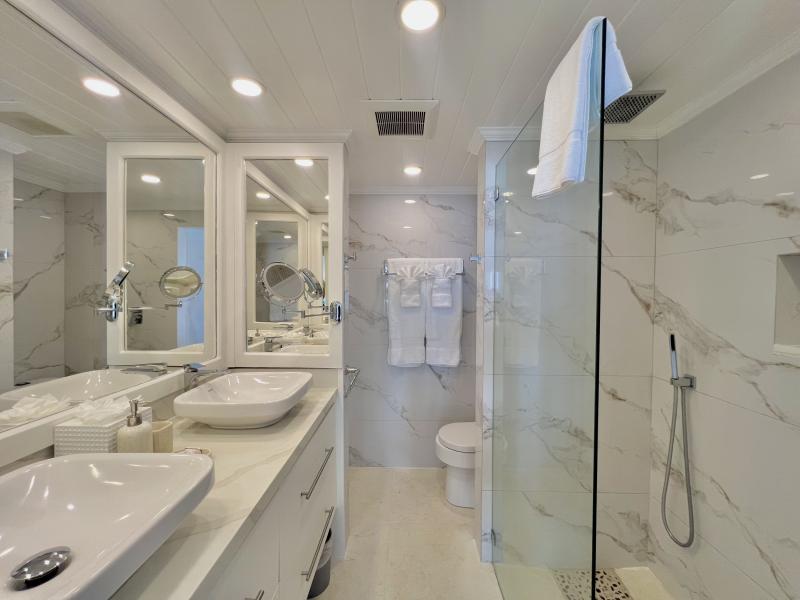 Glitter Bay 201 - Sea Sea , Beachfront villas Barbados , Glitter Bay , Porters , St James , West Coast Barbados 