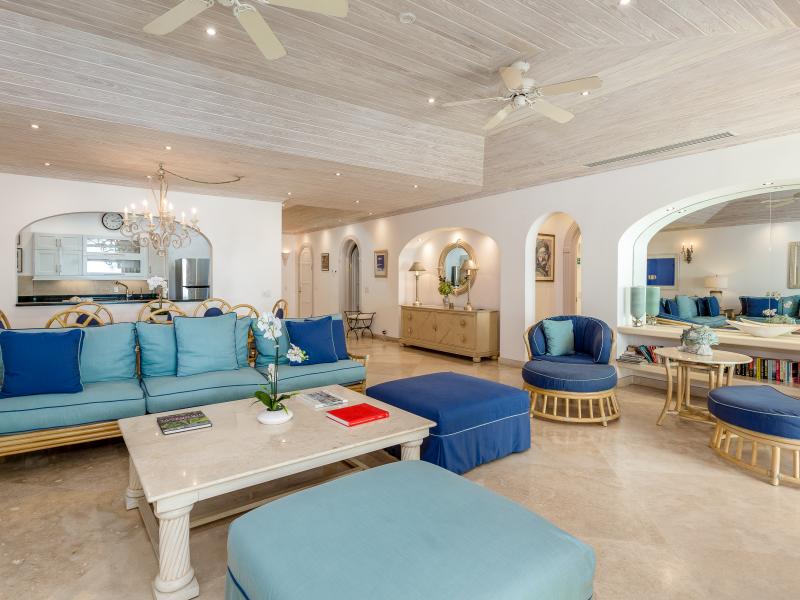 Hallidays at Old Trees , Beachfront villas Barbados , Old Trees , Paynes Bay , St James , West Coast Barbados 