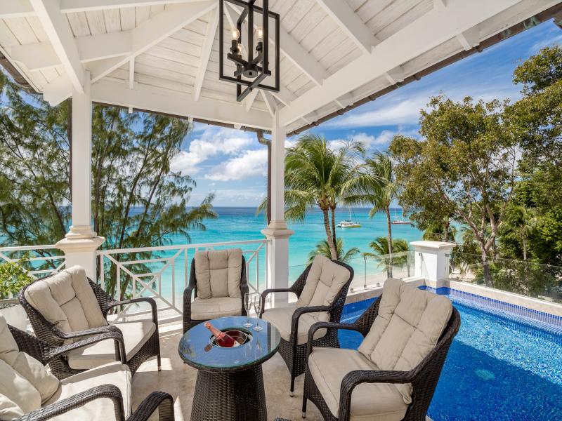 Old Trees 302 - La Mirage Penthouse , Beachfront villas Barbados , Old Trees , Paynes Bay , St James , West Coast Barbados 