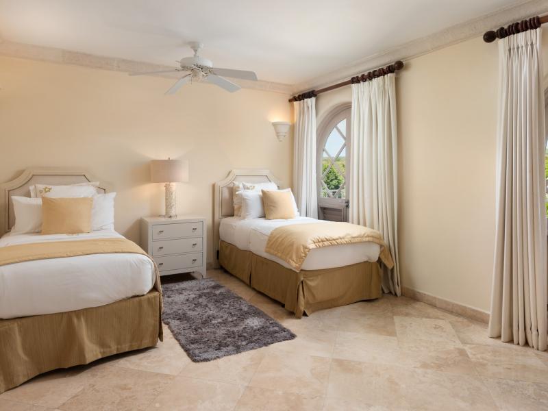 St. Peter's Bay Apartment 405 , St Peter 