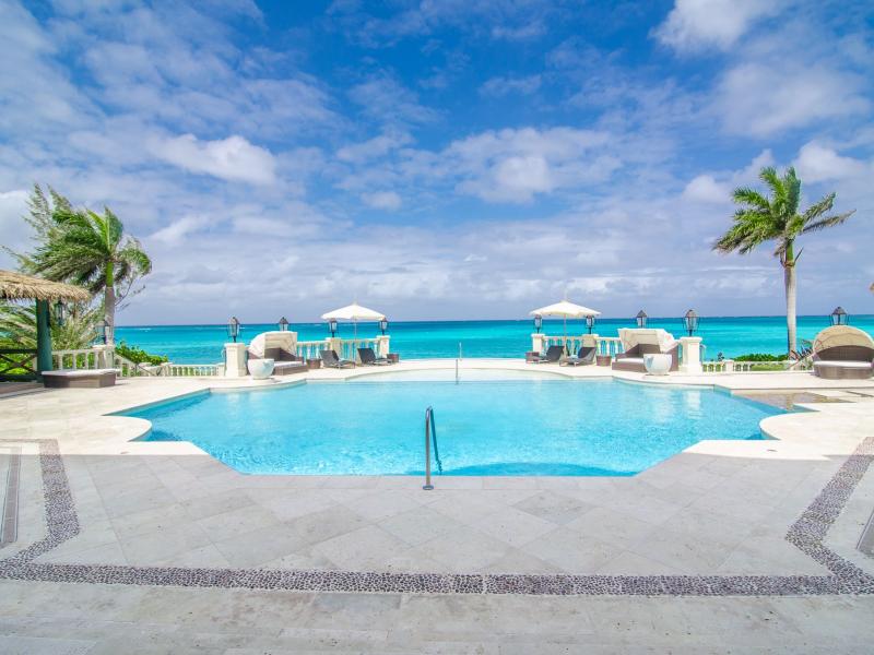 Villa Isabela - Old Fort Bay , Nassau 