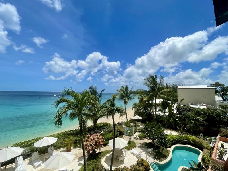 Villas on the Beach 303 , Beachfront villas Barbados , Holetown , St James , Villas on the Beach, Barbados , West Coast Barbados 