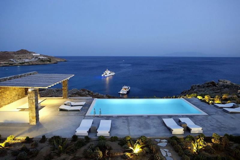 Villa Paraga Beach